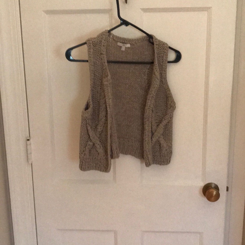 Gap textured vest. XS